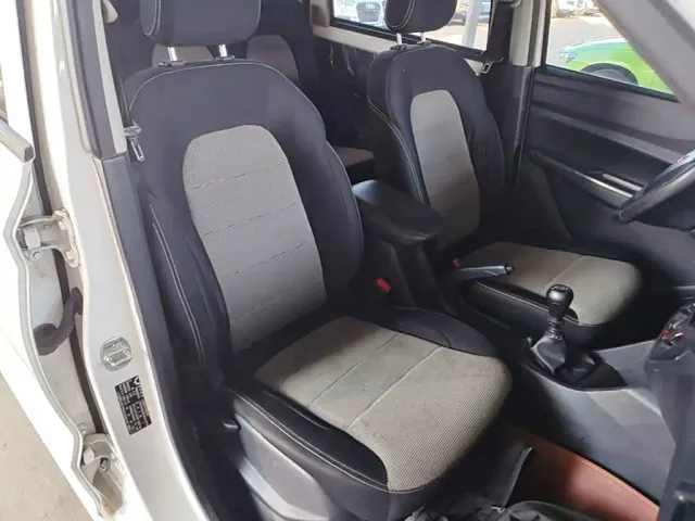 Wuling Hongguang — Фото автомобиля 24