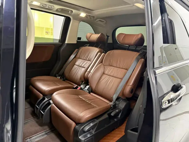 Honda Odyssey — Фото автомобиля 13