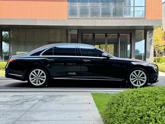Mercedes-Benz Mercedes-Benz S-Class 2022 S 400 L Business — Фото автомобиля 4