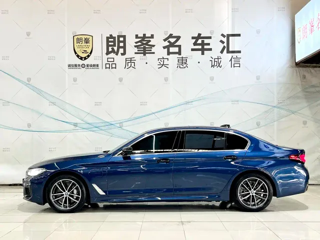 BMW 5 Series — Фото автомобиля 7