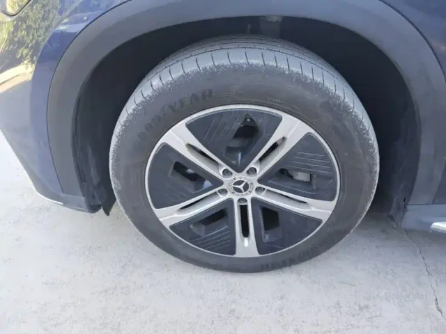 Mercedes-Benz EQE SUV — Фото автомобиля 22