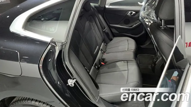 BMW 2-Series — Фото автомобиля 12