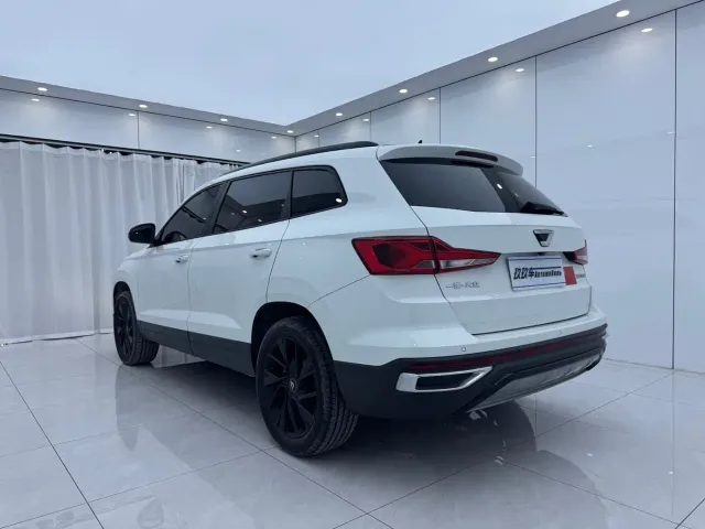 Jetta VS7 — Фото автомобиля 6