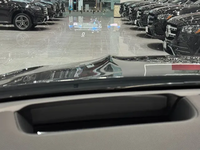 Mercedes-Benz GLS-Class — Фото автомобиля 12