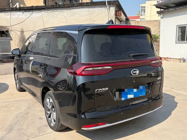 GAC Trumpchi M6 — Фото автомобиля 3