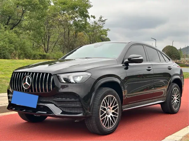 Фотография автомобиля — Mercedes-Benz GLE Coupe