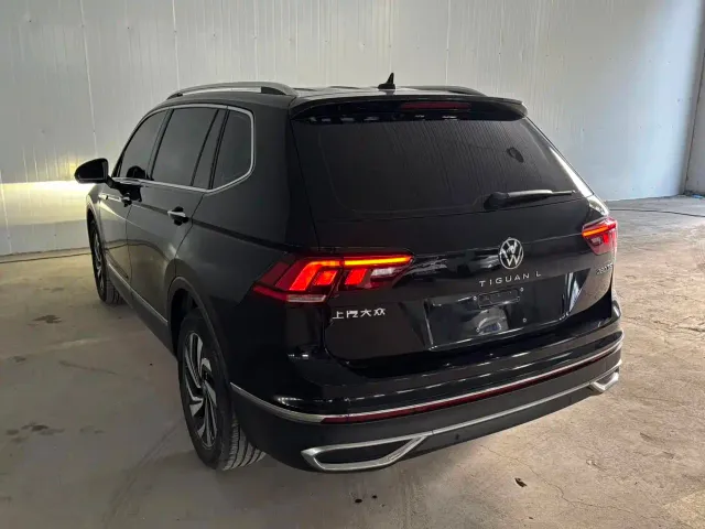 Volkswagen Tiguan L — Фото автомобиля 6