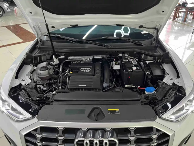 Audi Q3 — Фото автомобиля 24