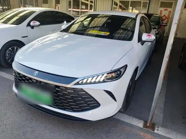 Фотография автомобиля — BYD Qin PLUS