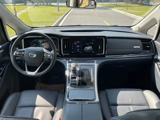 GAC Trumpchi M8 — Фото автомобиля 9