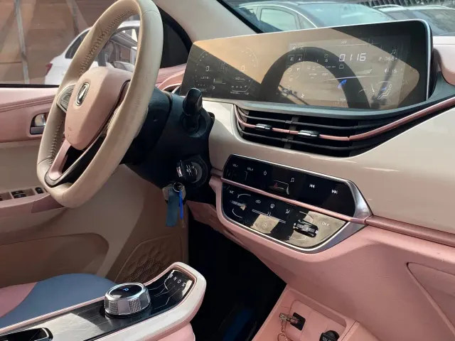 Changan Benben E-Star — Фото автомобиля 5