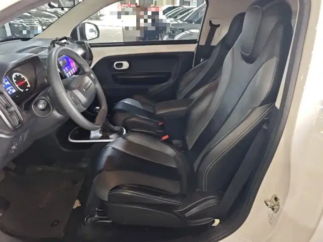 Roewe Clever — Фото автомобиля 14