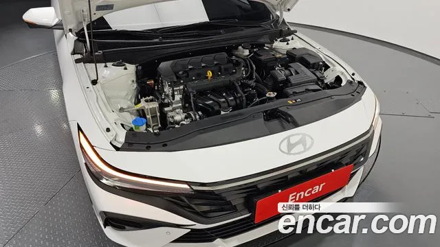 Hyundai Avante CN7 — Фото автомобиля 9