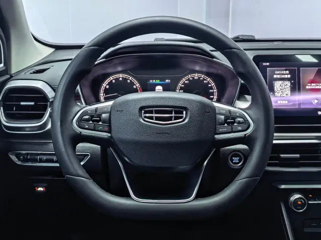 Geely Binyue — Фото автомобиля 6