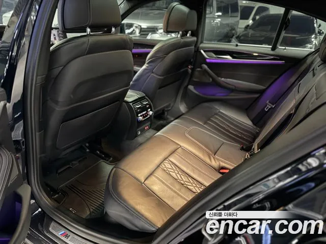 BMW 5 Series G30 — Фото автомобиля 8
