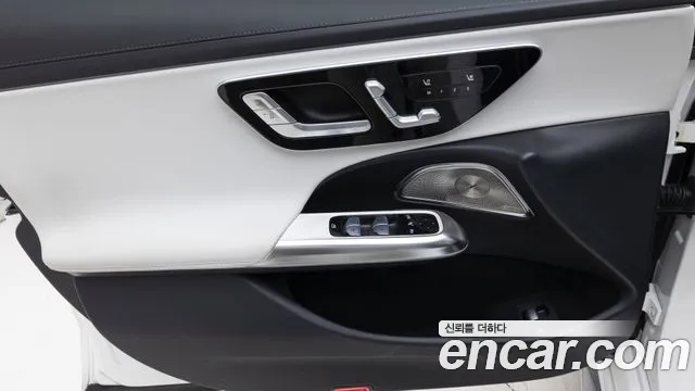 Mercedes-Benz E-Class W214 — Фото автомобиля 15