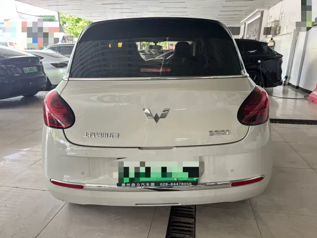 Wuling Bingo — Фото автомобиля 11