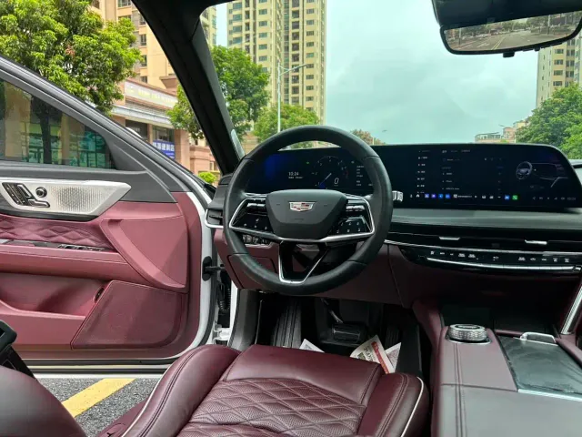 Cadillac CT6 — Фото автомобиля 12