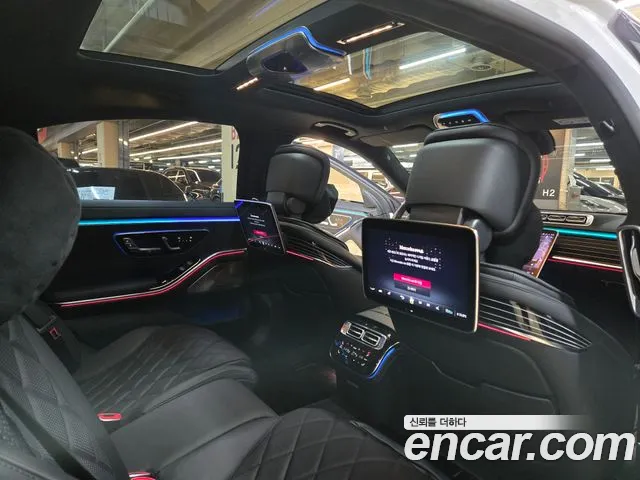 Mercedes-Benz S-Class — Фото автомобиля 11