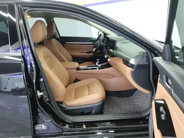 Nissan Teana — Фото автомобиля 8