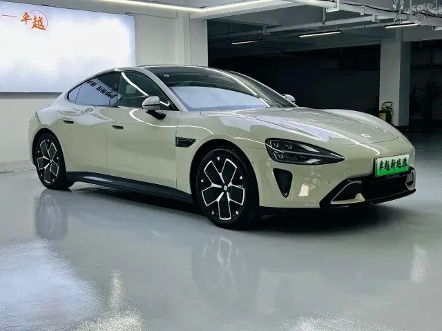 Xiaomi SU7 — Фото автомобиля 3