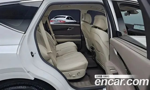 Genesis GV80 2.5T Бензин AWD — Фото автомобиля 11