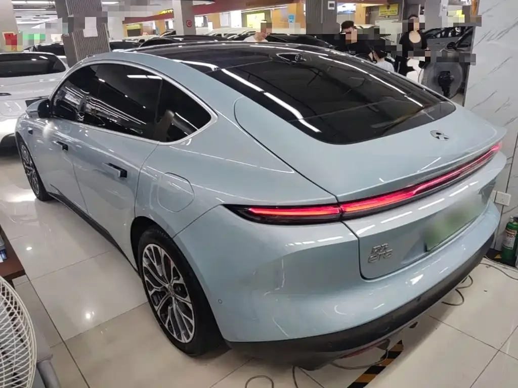NIO NIO ET5 2022 75kWh — Фото автомобиля 4