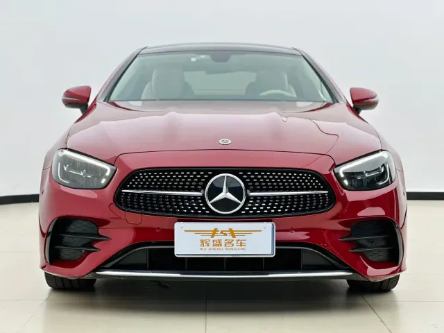 Mercedes-Benz E-Class — Фото автомобиля 2