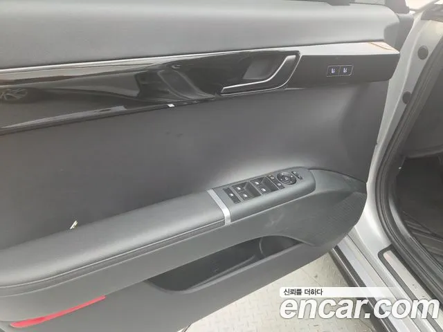 Hyundai Grandeur GN7 — Фото автомобиля 17