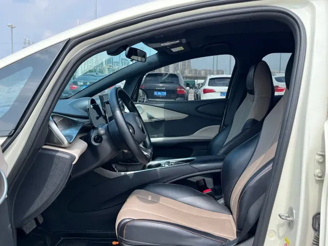 BYD Dolphin — Фото автомобиля 11