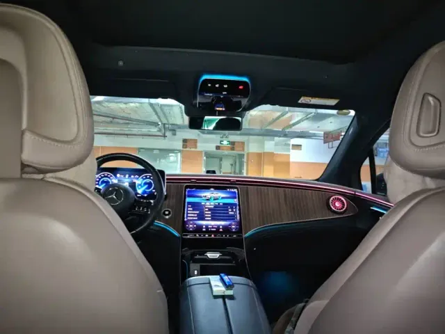 Mercedes-Benz EQE SUV — Фото автомобиля 22