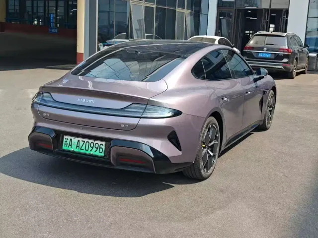 Xiaomi SU7 — Фото автомобиля 7