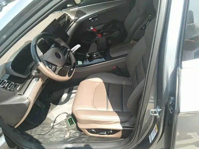 BYD Han — Фото автомобиля 14
