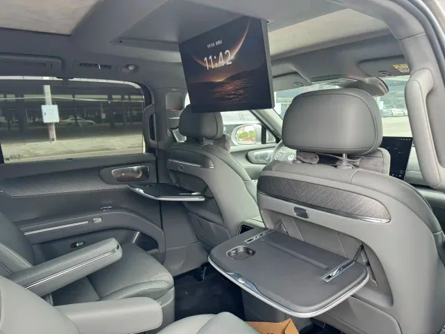 Leapmotor D Series — Фото автомобиля 12