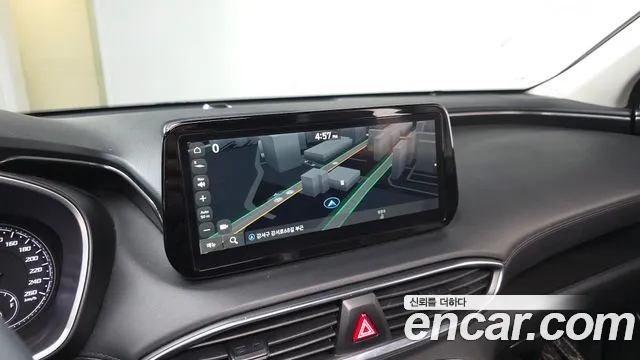Hyundai Santafe Новый Santa Fe Дизель 2.2 2WD — Фото автомобиля 15