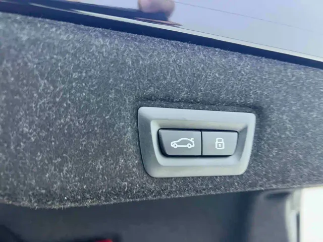 BMW 5 Series — Фото автомобиля 23