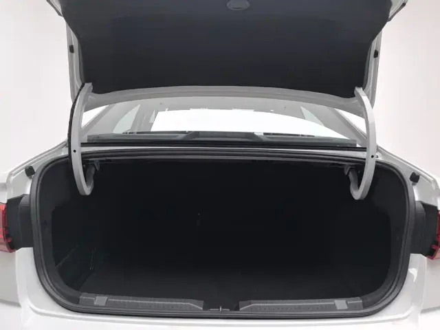 Volkswagen Bora 2024 200TSI DSG Smooth Ride Edition — Фото автомобиля 16