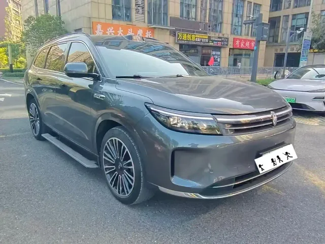 Aito M7 — Фото автомобиля 3