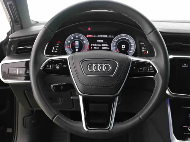 Audi A6L — Фото автомобиля 10