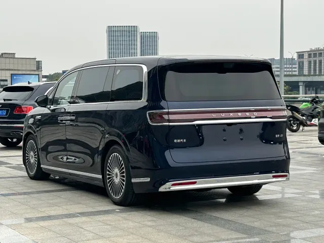 Luxeed Zunjie MPV — Фото автомобиля 8