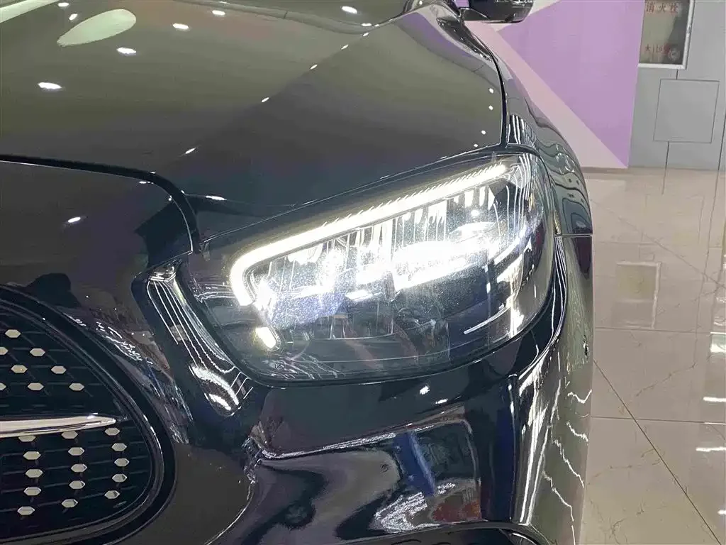 Mercedes-Benz Mercedes-Benz E-Class 2023 E 300 L Sport Luxury — Фото автомобиля 4