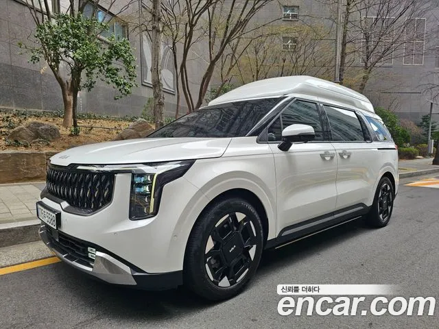 Фотография автомобиля — Kia Carnival Generation 4