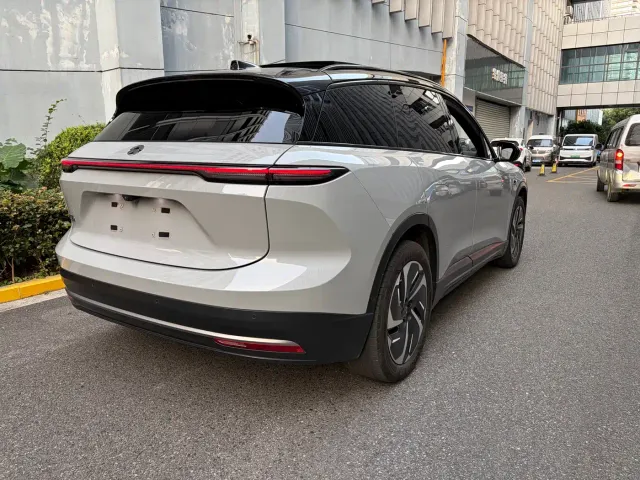Nio ES6 — Фото автомобиля 5