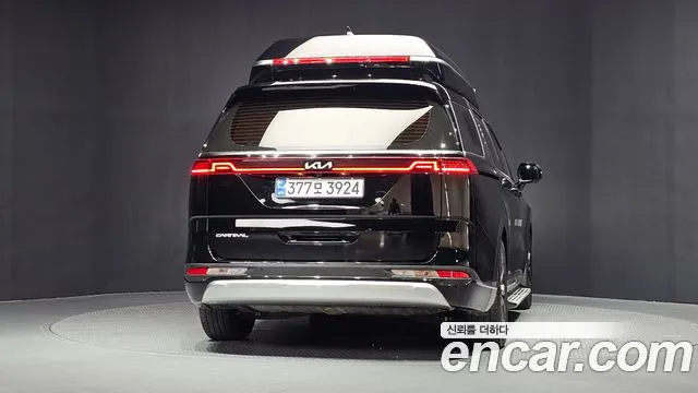 Kia Canival Carnival 4 поколение Бензин 4 места Hi-Limousine — Фото автомобиля 4