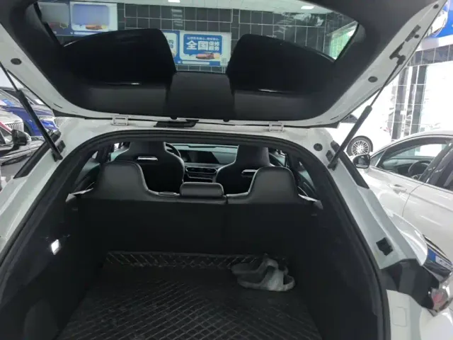 Changan UNI-T — Фото автомобиля 18