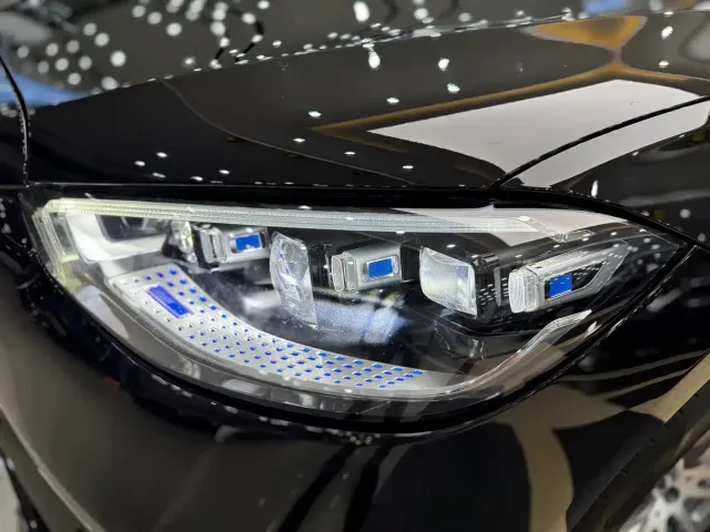 Mercedes-Benz S-Class — Фото автомобиля 22