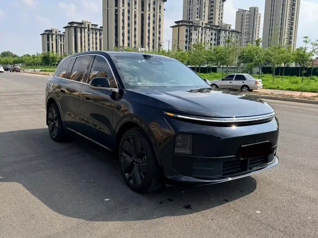 Li Auto L6 — Фото автомобиля 3