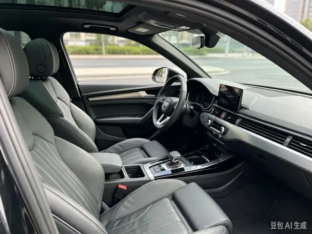 Audi Q5L — Фото автомобиля 9