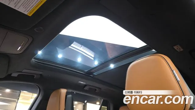 Lincoln Aviator Aviator 2 поколение — Фото автомобиля 18