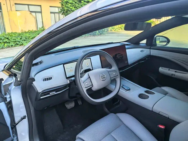 Nissan N7 — Фото автомобиля 13